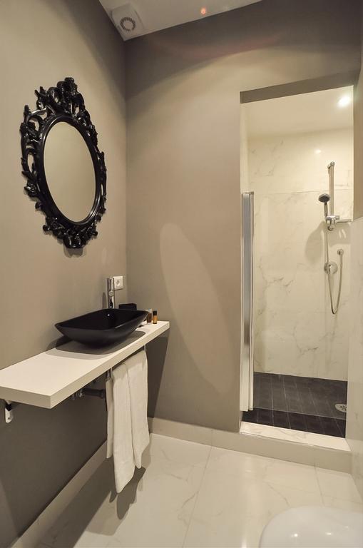 The Royals Experience Bed & Breakfast Naples Exterior photo