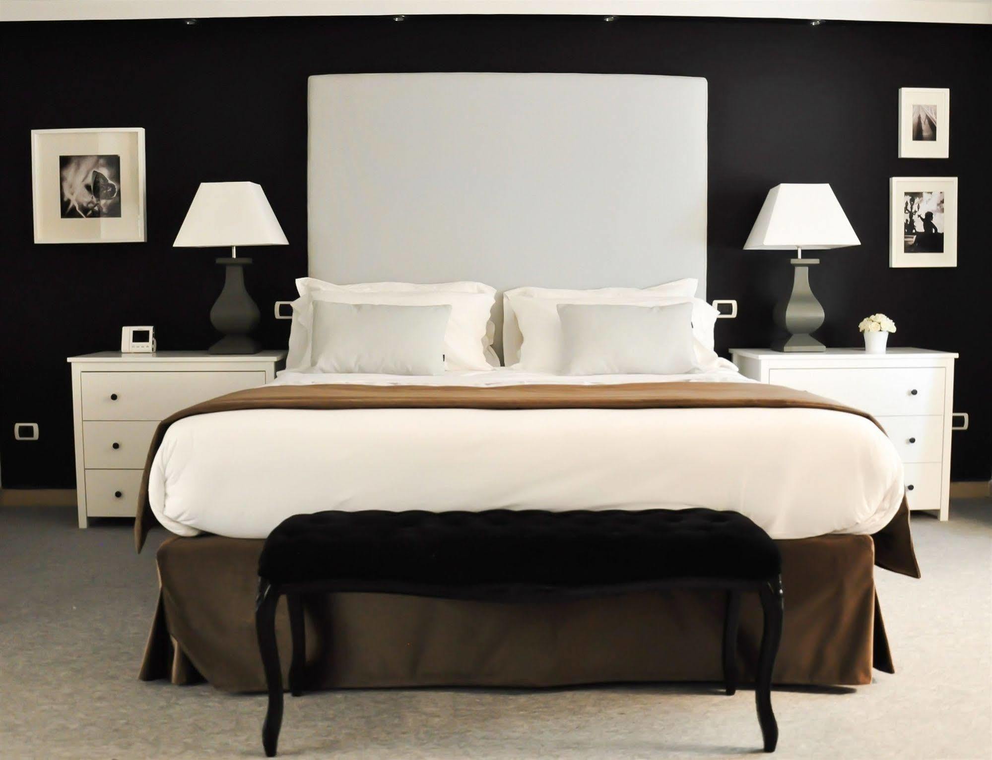 The Royals Experience Bed & Breakfast Naples Exterior photo
